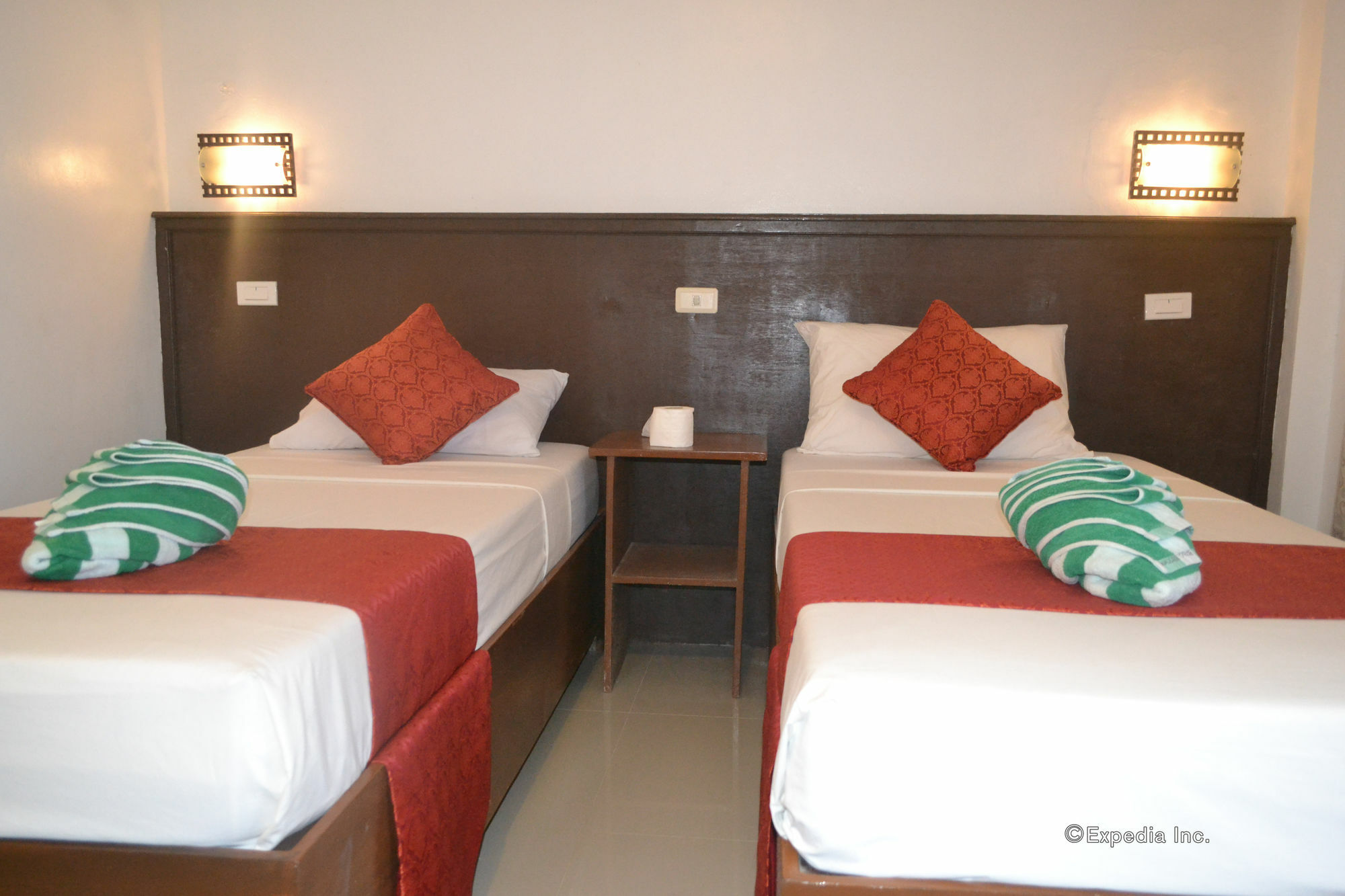 Orange Pearl Beach Resort El Nido Exterior photo